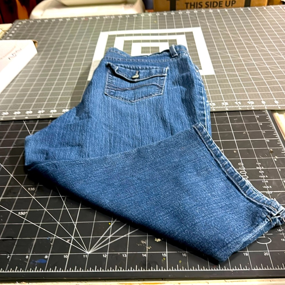 Gloria Vanderbilt Amanda Slimmer JeansInseam 26